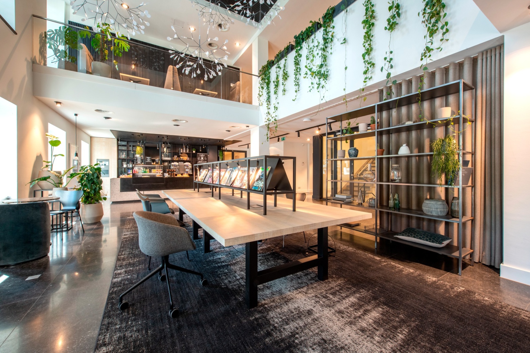 Inrichting kantoren Tauro