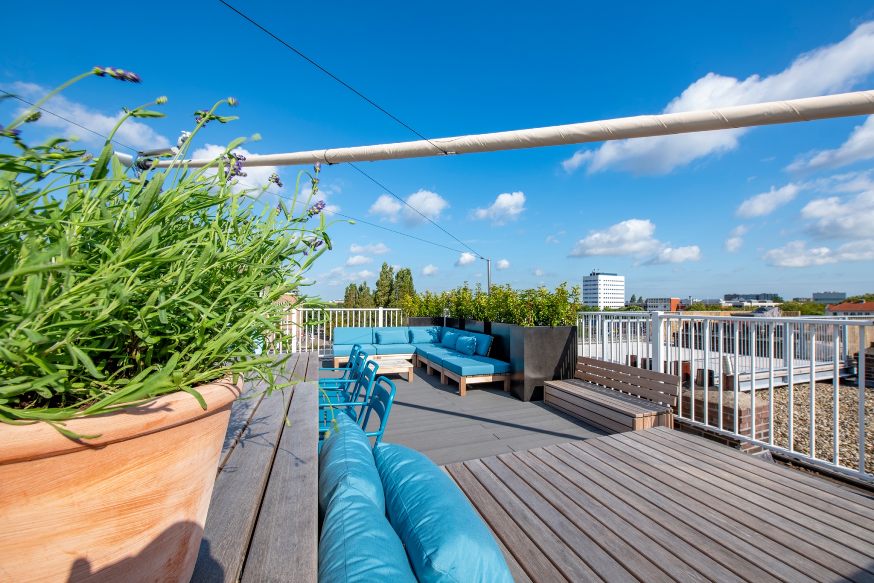 Dakterras aan de Amstel