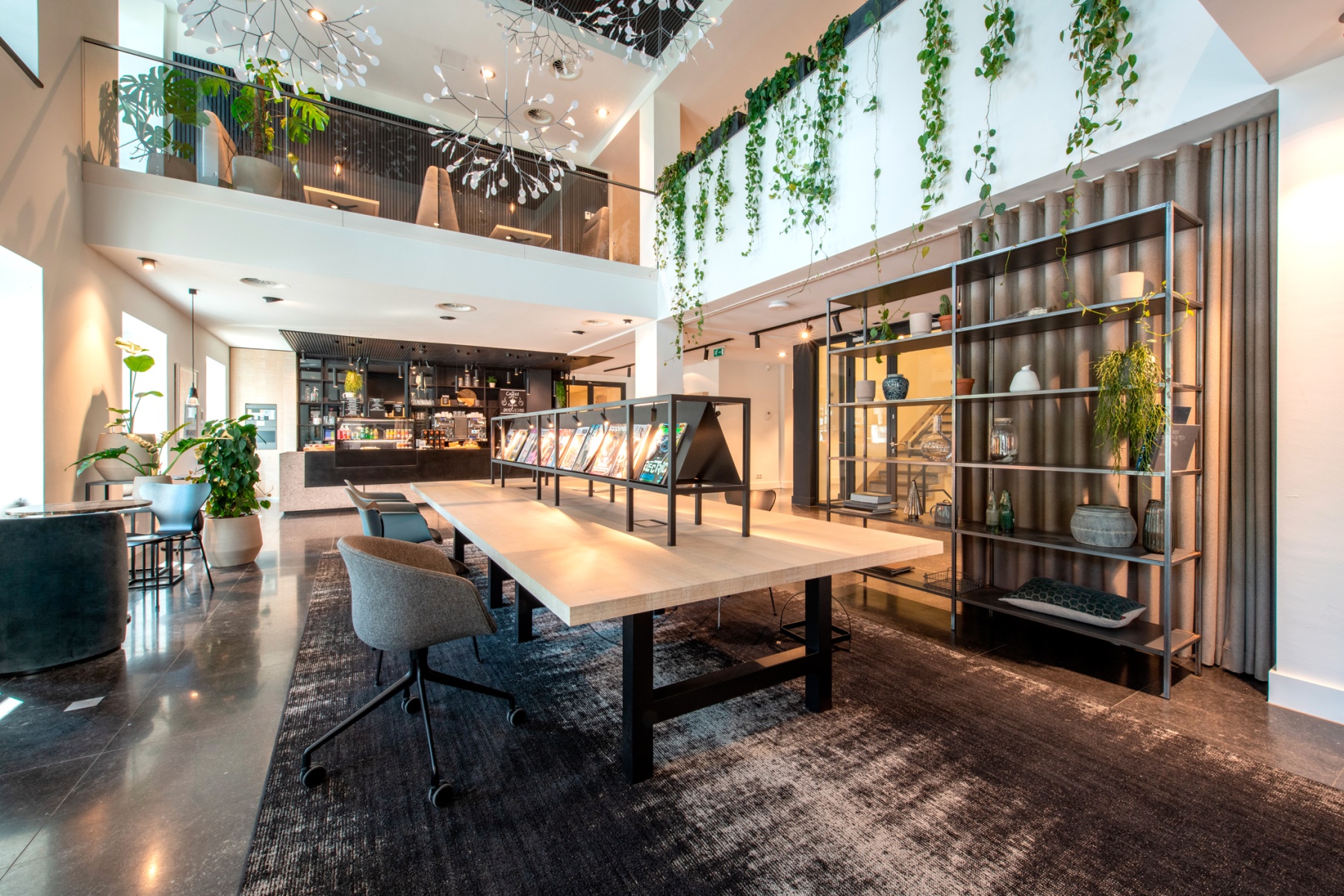 Inrichting kantoren Tauro